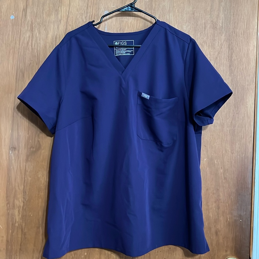 FIGS Technical Collection Catarina One Pocket Scrub Top